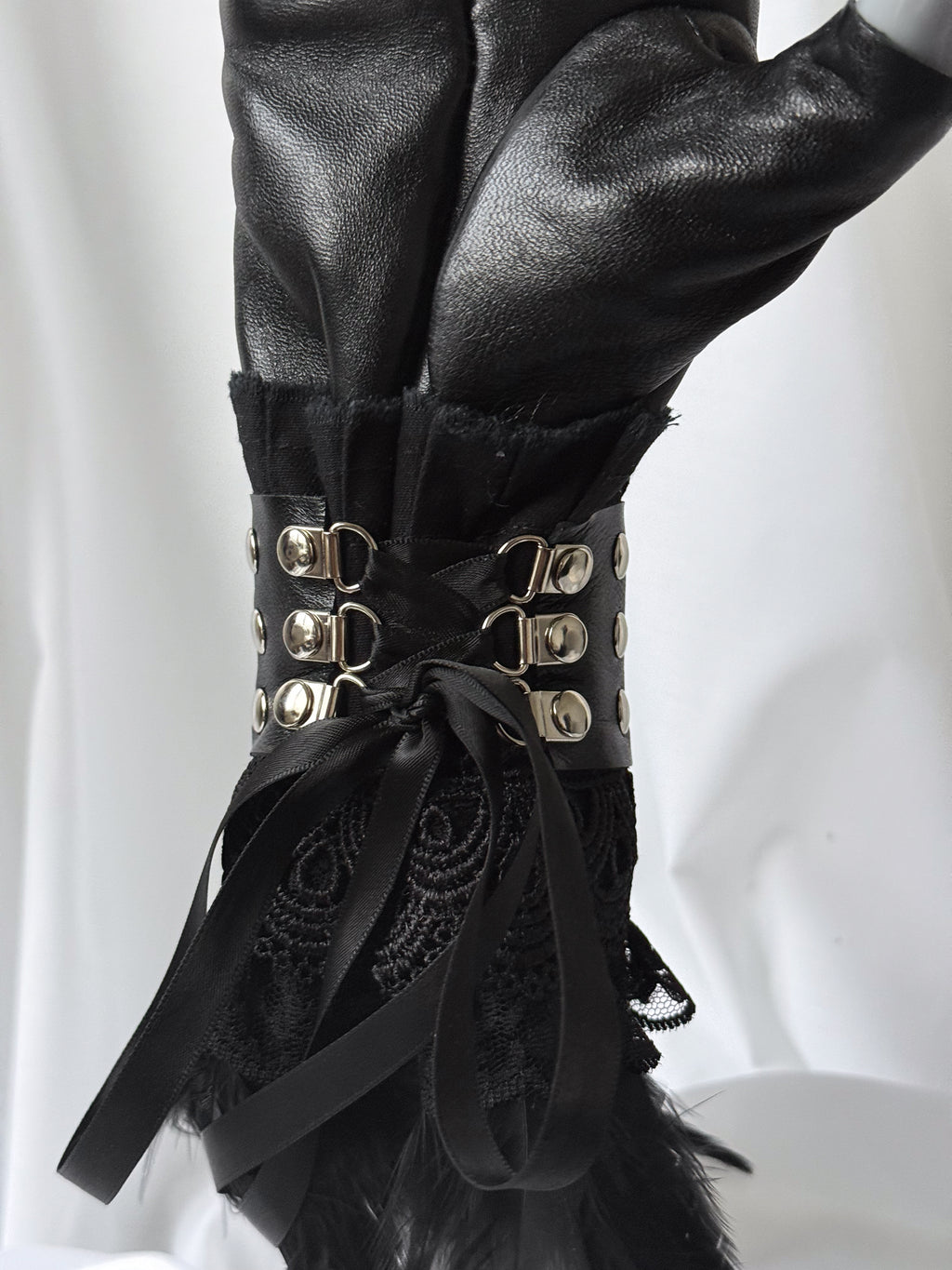 Gestalt Gauntlets